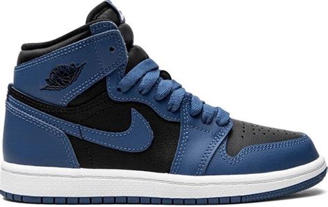 Air Jordan 1 maat 35 .